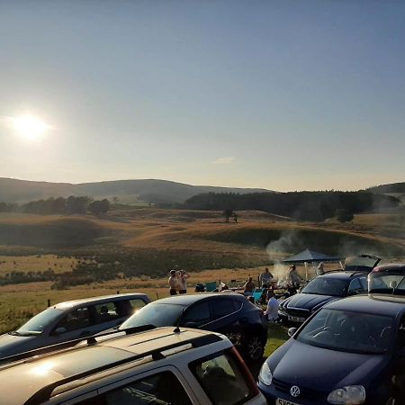 Scotland Paradise Relax Accommodation By Shooting Club Kirriemuir Balintore  ภายนอก รูปภาพ