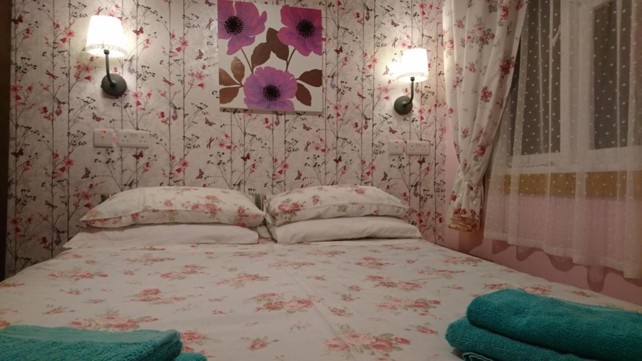 Scotland Paradise Relax Accommodation By Shooting Club Kirriemuir Balintore  ภายนอก รูปภาพ