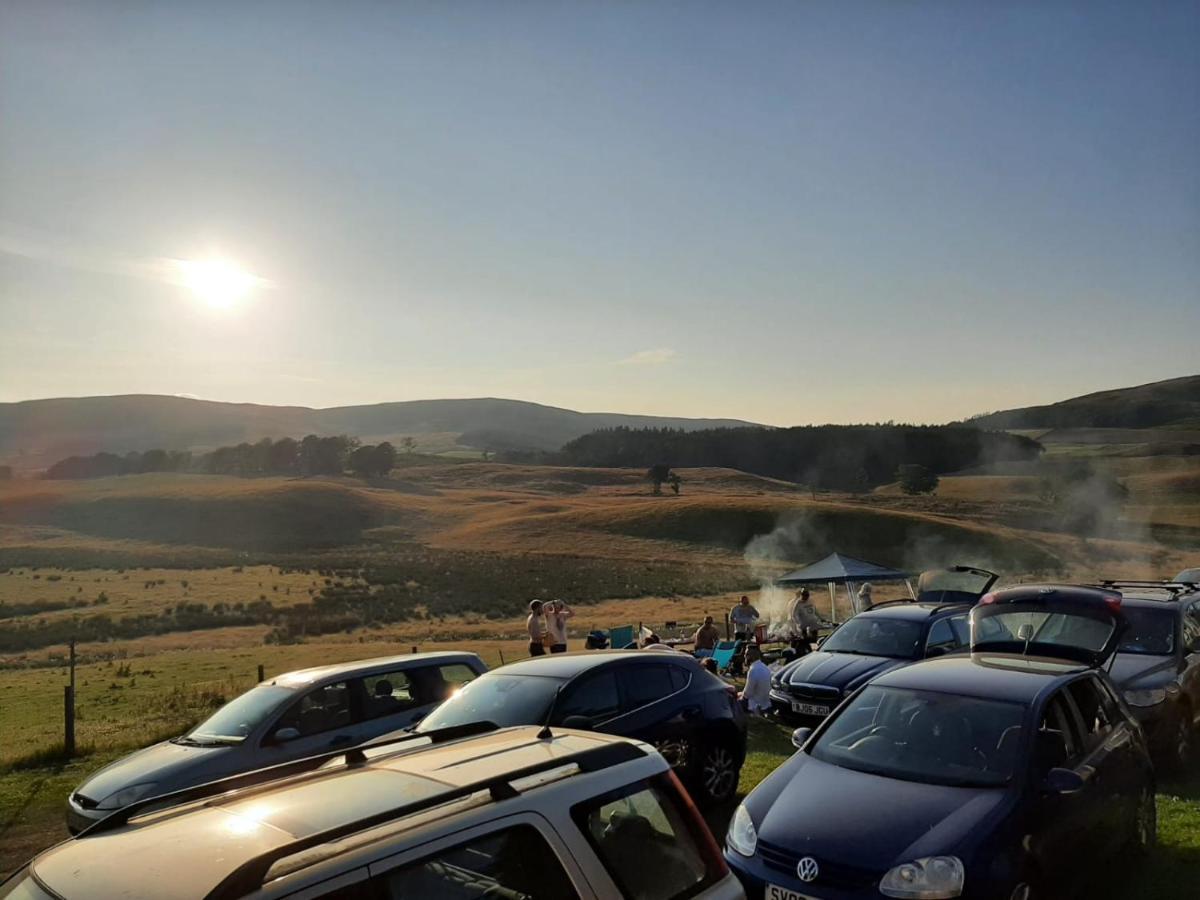 Scotland Paradise Relax Accommodation By Shooting Club Kirriemuir Balintore  ภายนอก รูปภาพ