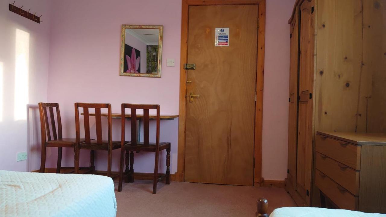 Scotland Paradise Relax Accommodation By Shooting Club Kirriemuir Balintore  ภายนอก รูปภาพ