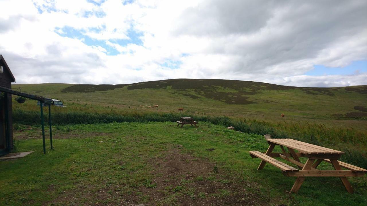 Scotland Paradise Relax Accommodation By Shooting Club Kirriemuir Balintore  ภายนอก รูปภาพ