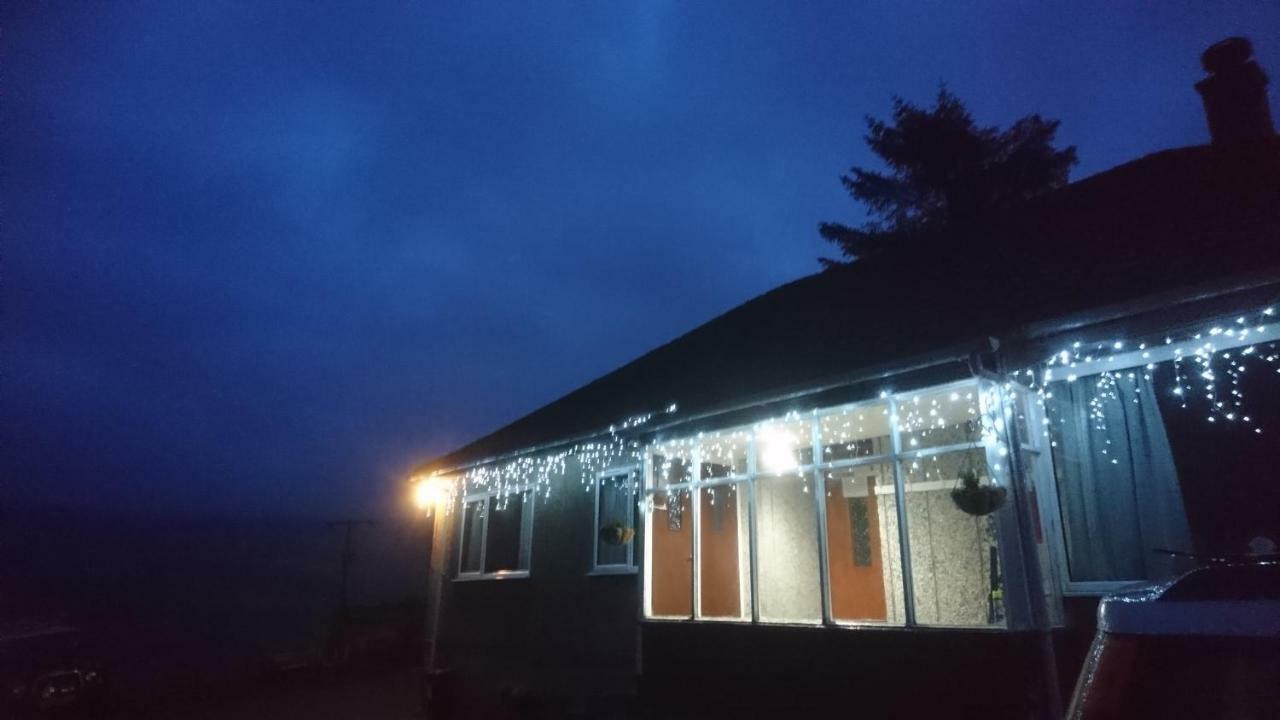 Scotland Paradise Relax Accommodation By Shooting Club Kirriemuir Balintore  ภายนอก รูปภาพ